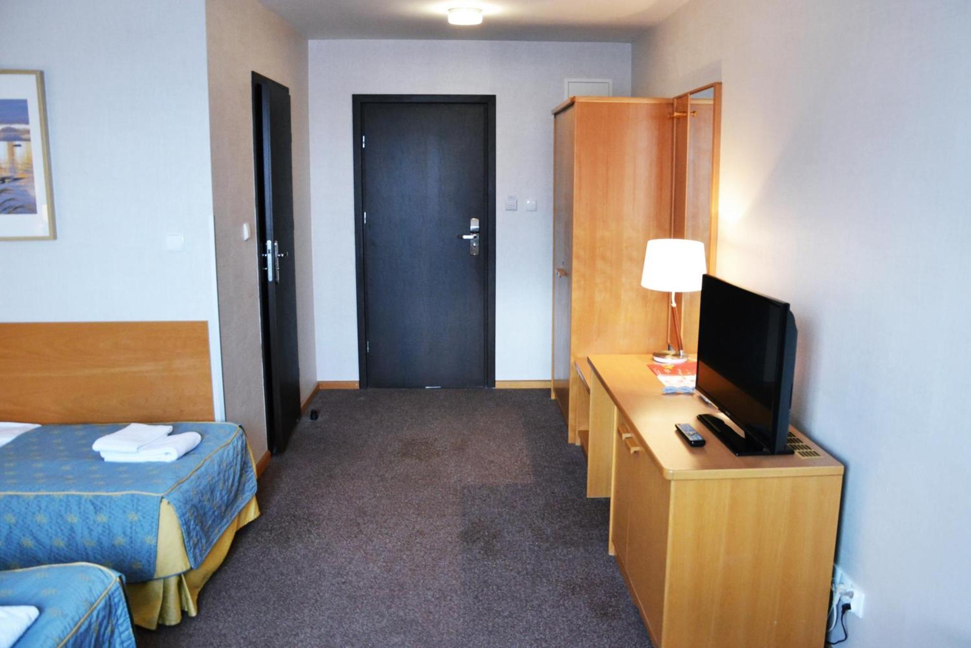 Hotel Orlik Płońsk Ruang foto