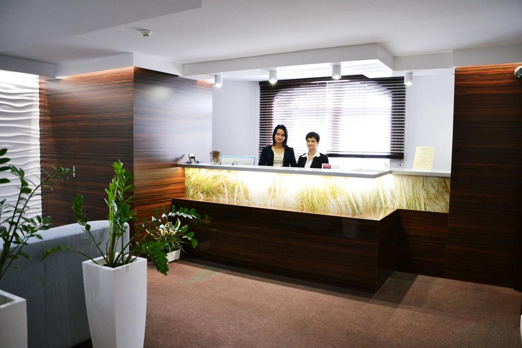 Hotel Orlik Płońsk Bagian luar foto